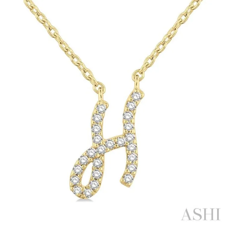 1/20 Ctw Initial 'H' Round cut Diamond Pendant With Chain in 14K Yellow Gold