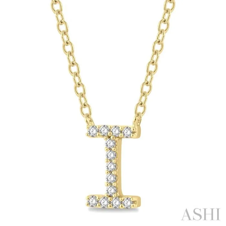 1/20 Ctw Initial 'I' Round Cut Diamond Pendant With Chain in 14K Yellow Gold