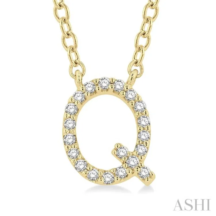 1/20 ctw Initial 'Q' Round Cut Diamond Pendant With Chain in 14K Yellow Gold