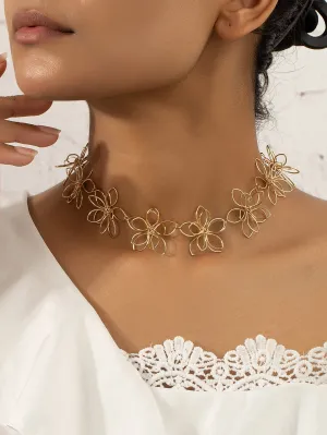 3D Flower Decor Choker Statement Necklace Modern Necklace