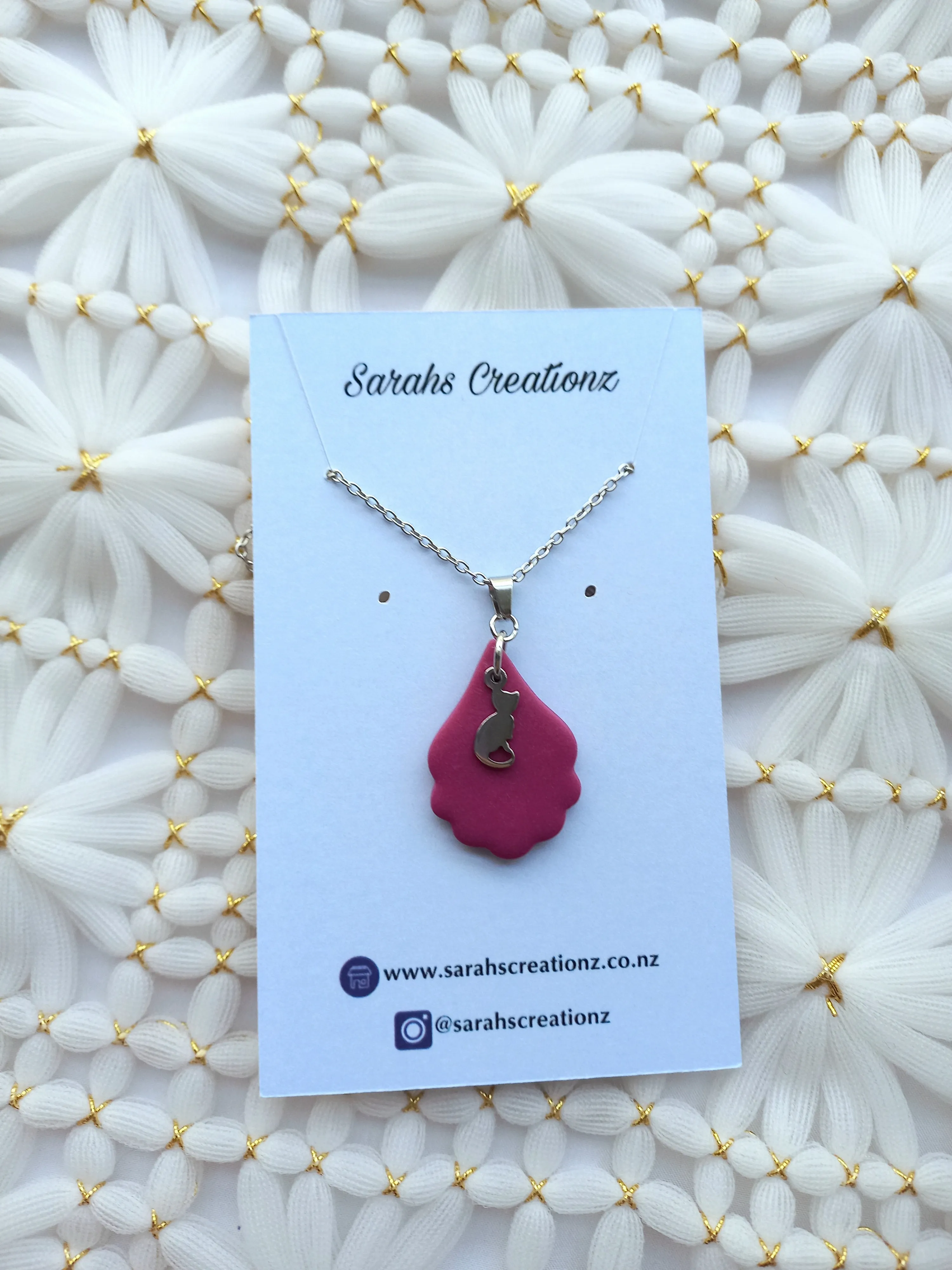 Burgundy Scalloped Cat Necklace