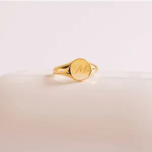 Elegant Script Monogram Signet Ring