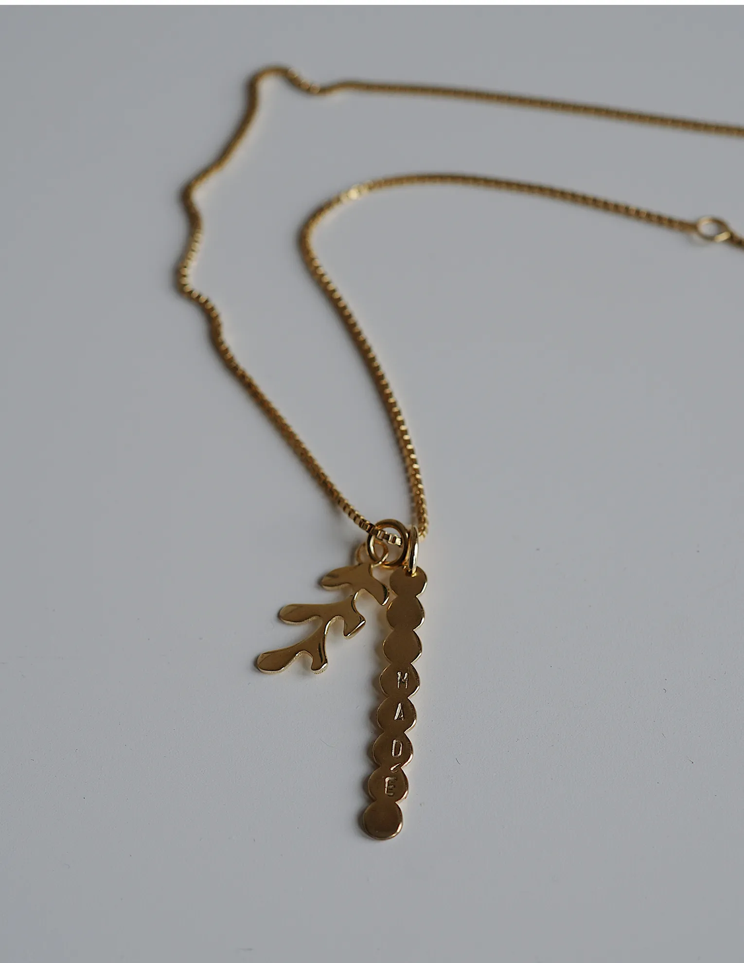 Joan pendant <br>Gold Vermeil