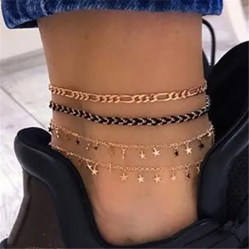 Layered Gold Shell Pendant Chain Ankle Bracelet On Leg Foot