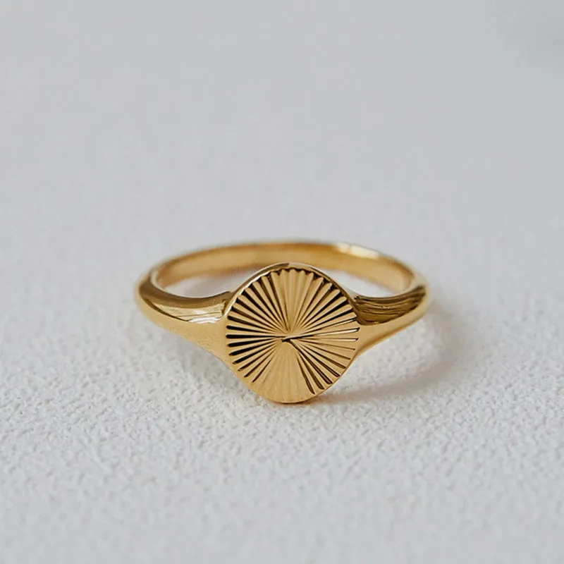 Lyra Ring