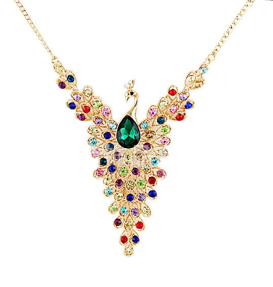 N901 - exquisite gem peacock necklace