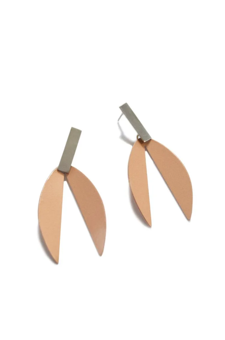 Natalie Joy Lotus Earrings (Silly Putty/Silver)