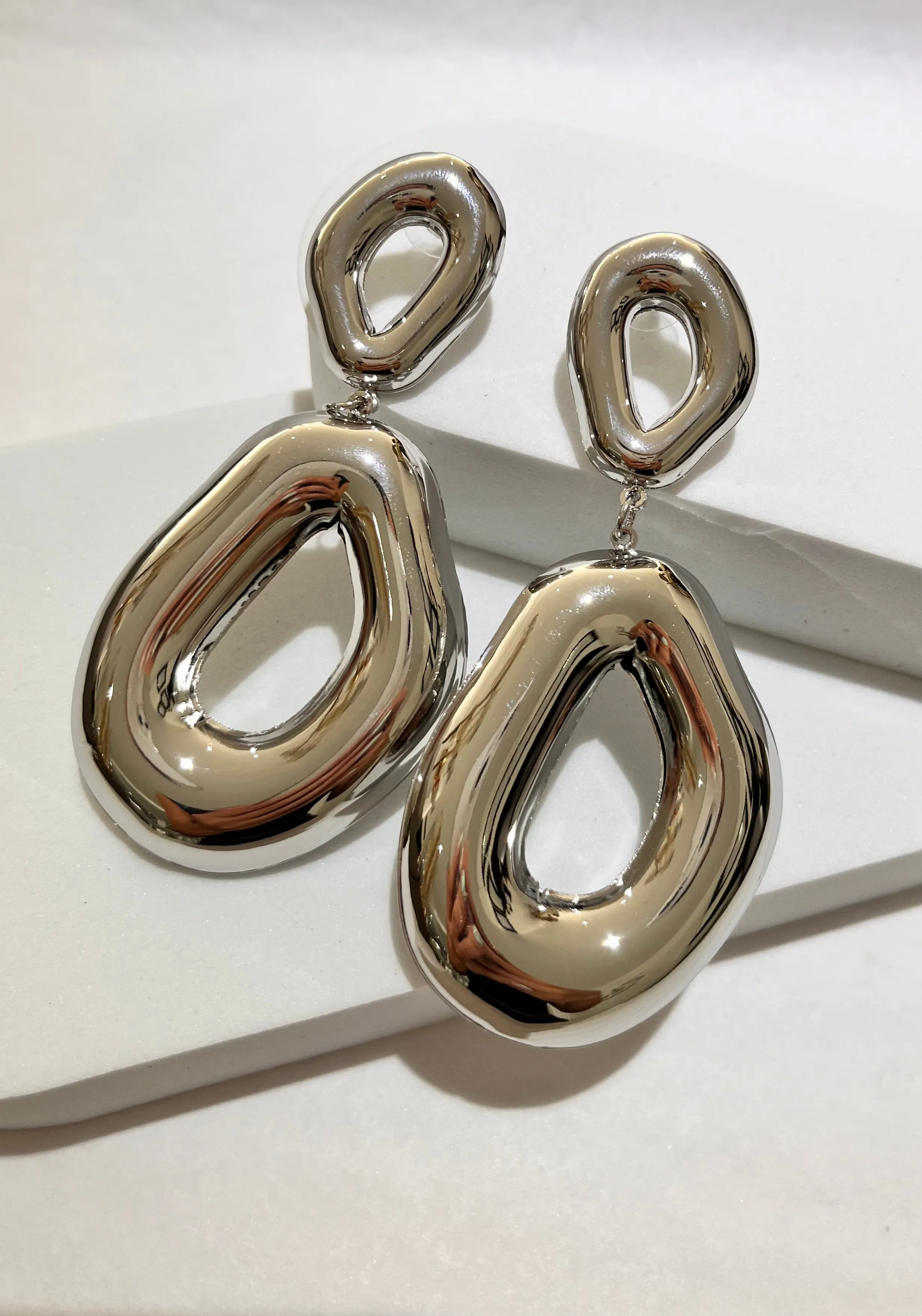 Tasteful & Bold Silver Teardrop Earrings