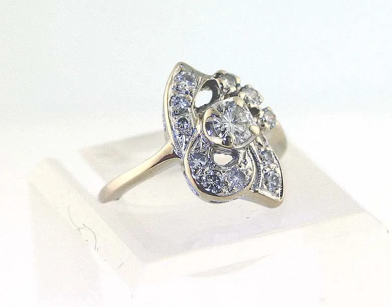 Vintage 1950s Diamond Engagement Ring