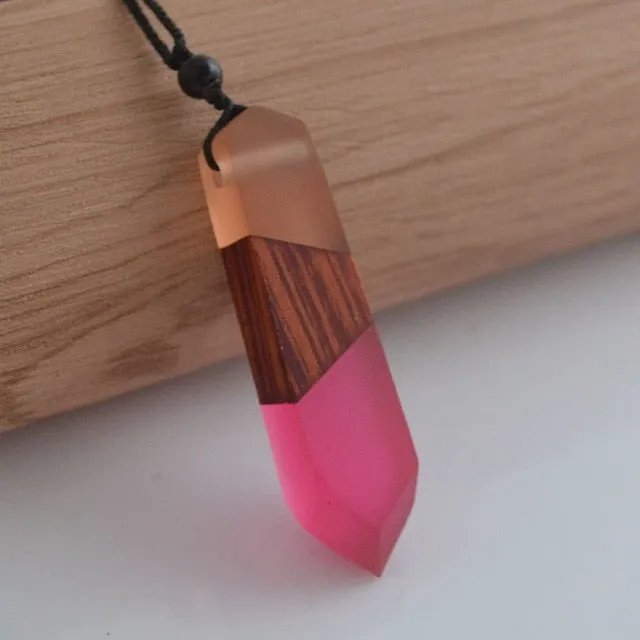 Vintage fashionable wood resin necklace pendant