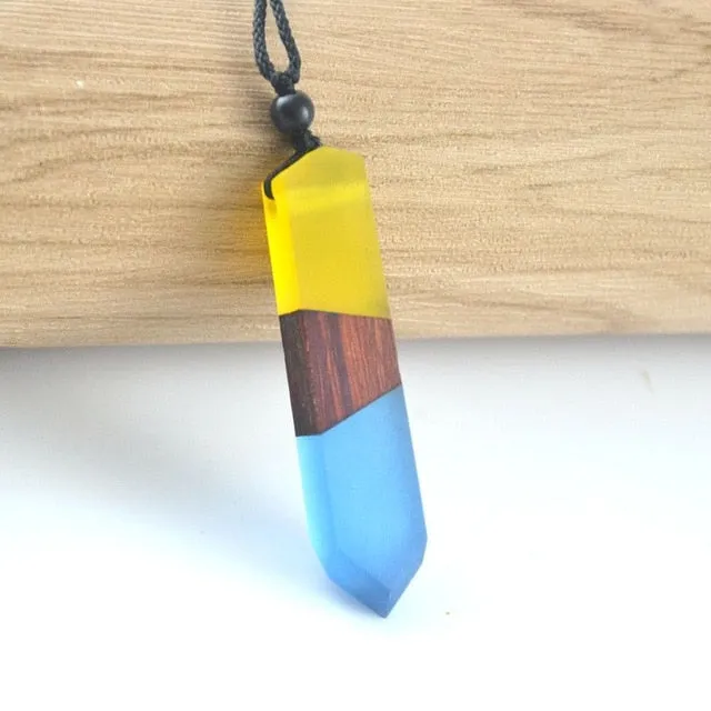 Vintage fashionable wood resin necklace pendant